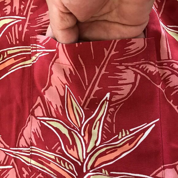Bishop Street Hawaiian Shirt Men 2XL Red Floral Button Up Pocket Short Sleeve - Picture 10 of 11